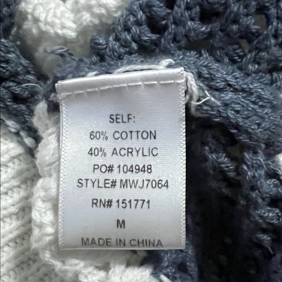 Le Lis Collection Striped Striped Crochet Cardigan Sz M Blue Coastal Boho Cozy - Picture 8 of 9